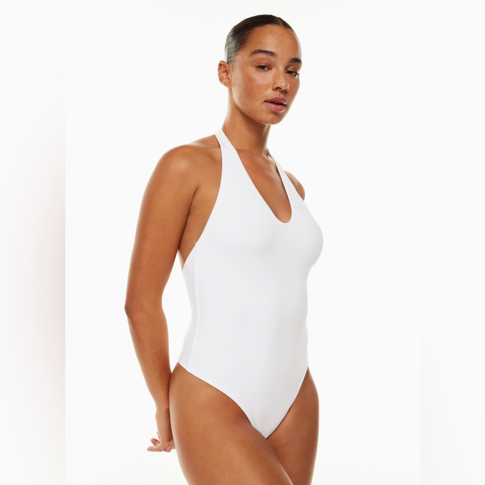 NWOT Aritzia Babaton Size XL Contour Halter Bodysuit - White